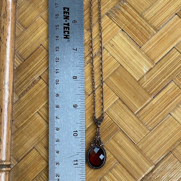 1928 Jewelry Co copper toned necklace with brown & crystal stones - Picture 4 of 7